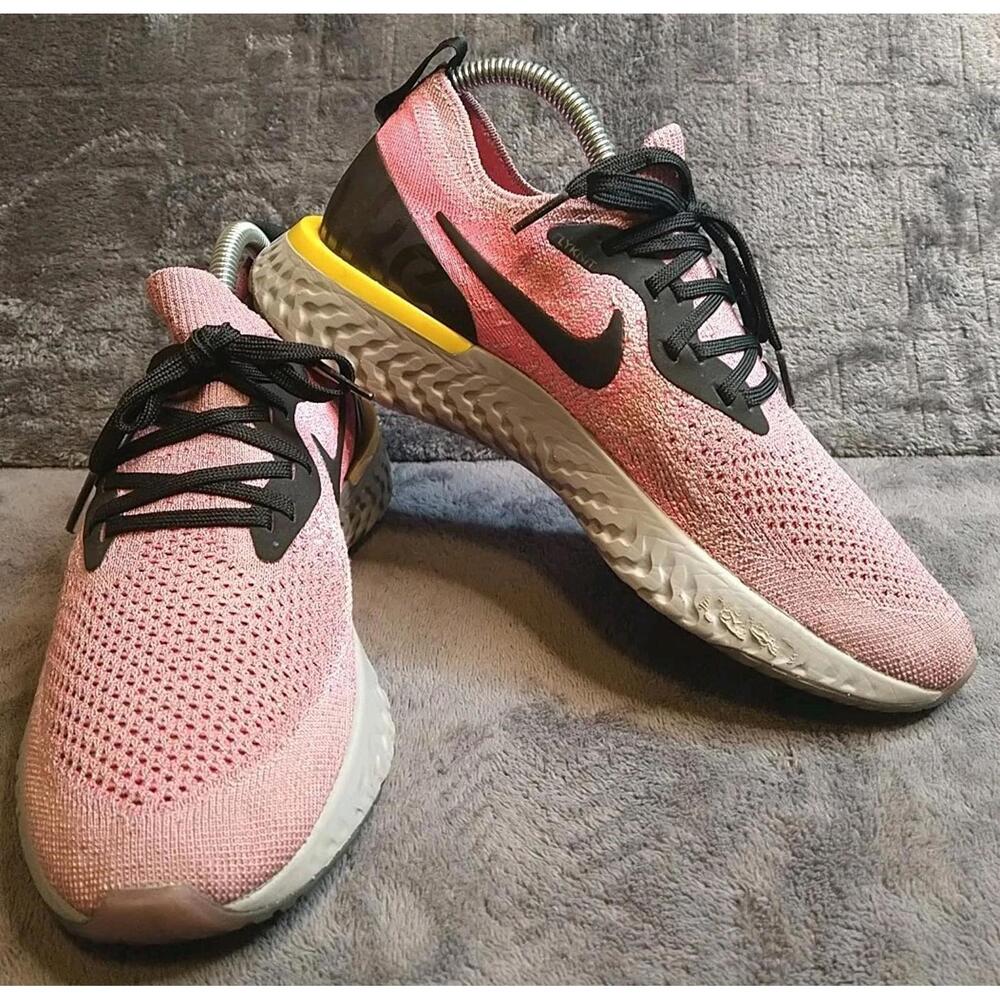 Nike Epic React Flyknit Women's 6.5Y Pink/Black Running Training Gym Sneaker